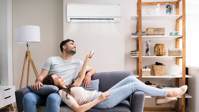 10 Different Ways to Improve Your Air Conditioner Efficiency and Save Money