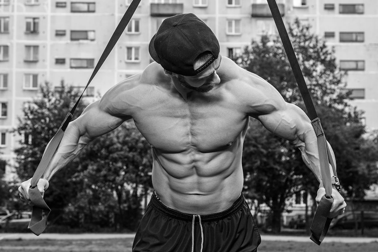 The Ultimate Guide to Calisthenics Workouts for Beginners and Advanced Athletes